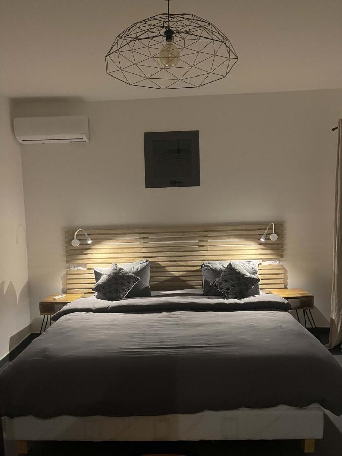 โฮเต็ล ดู ฟาเรเลสมาเมลเลส Hotel ดาการ์ ภายนอก รูปภาพ
